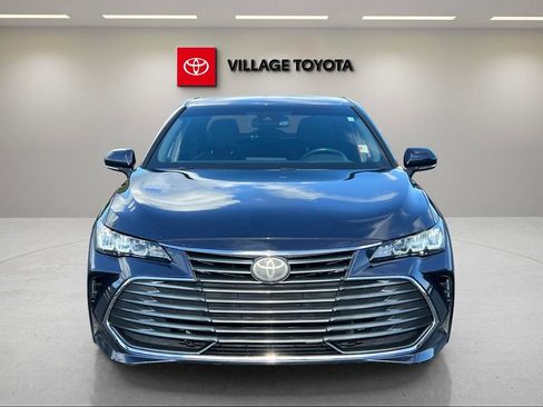 Certified 2019 Toyota Avalon XLE FWD image 8