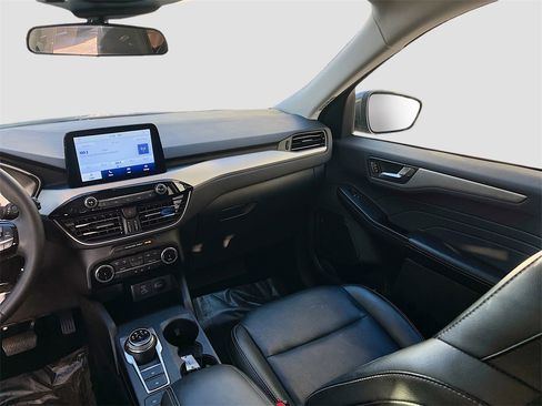 Used 2022 Ford Escape SEL image 22