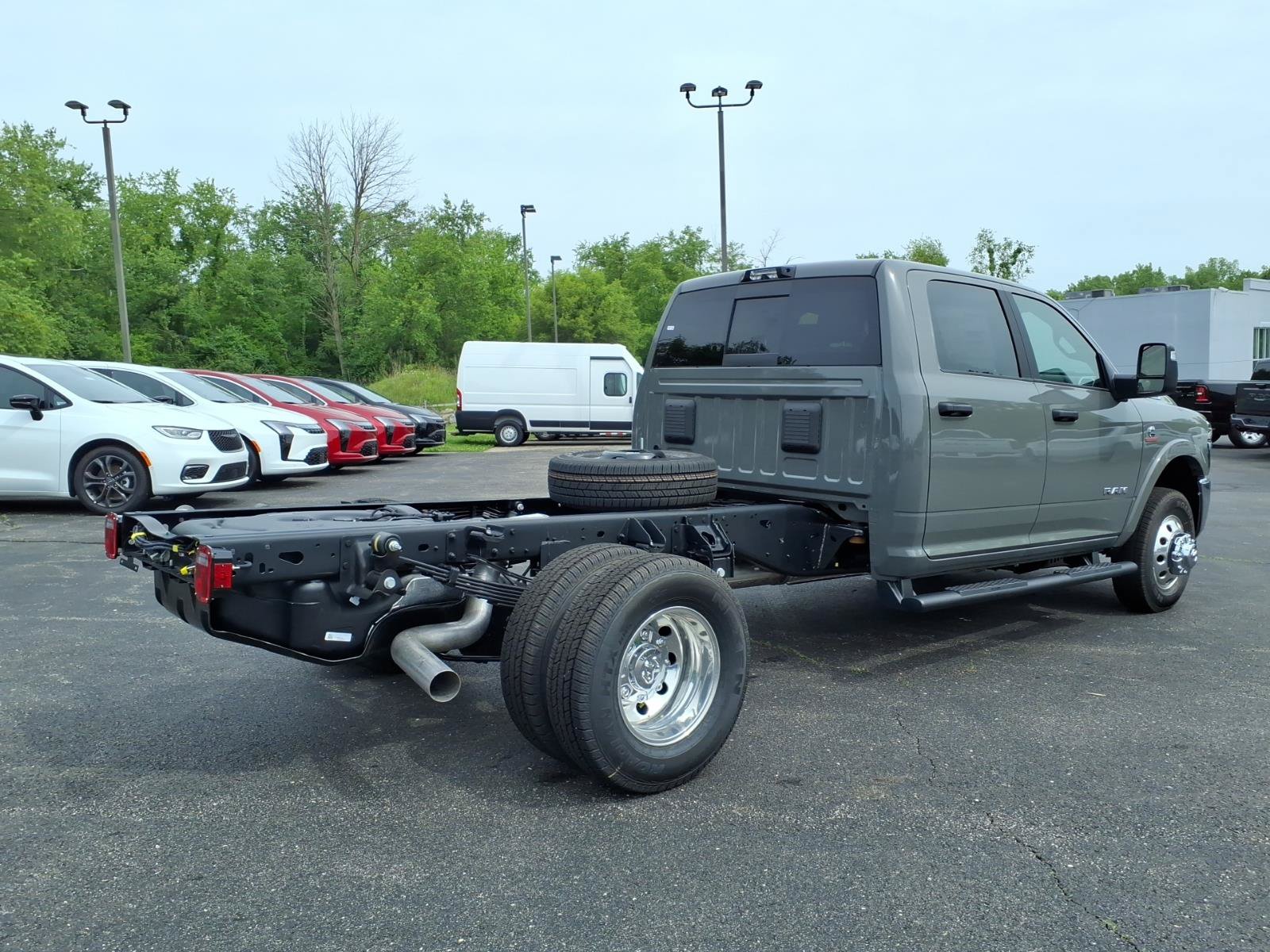 New 2026 RAM 3500 Big Horn AWD/4WD image 7