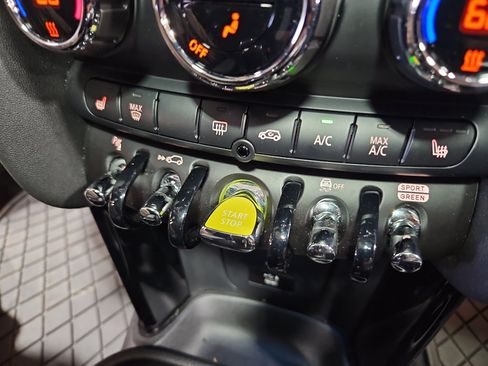 Used 2022 MINI Cooper SE FWD image 17