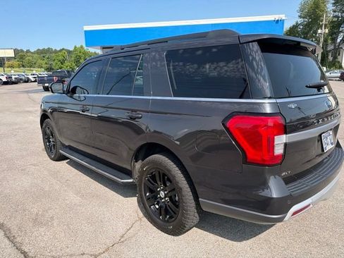Used 2023 Ford Expedition XLT RWD image 34
