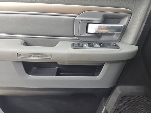 Used 2024 RAM 2500 Laramie w/ Night Edition image 26