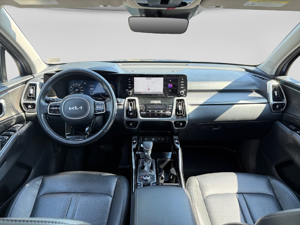 Used 2023 Kia Sorento SX AWD/4WD image 11