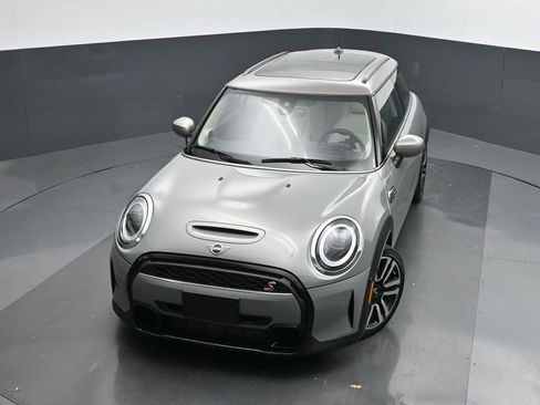 Used 2023 MINI Cooper S w/ Driver Assistance Package image 38