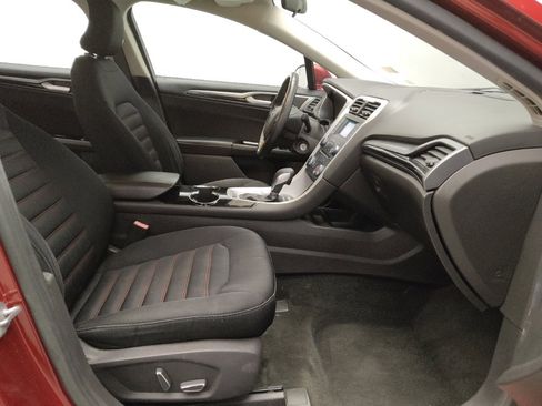 Used 2015 Ford Fusion SE w/ Equipment Group 201A image 21