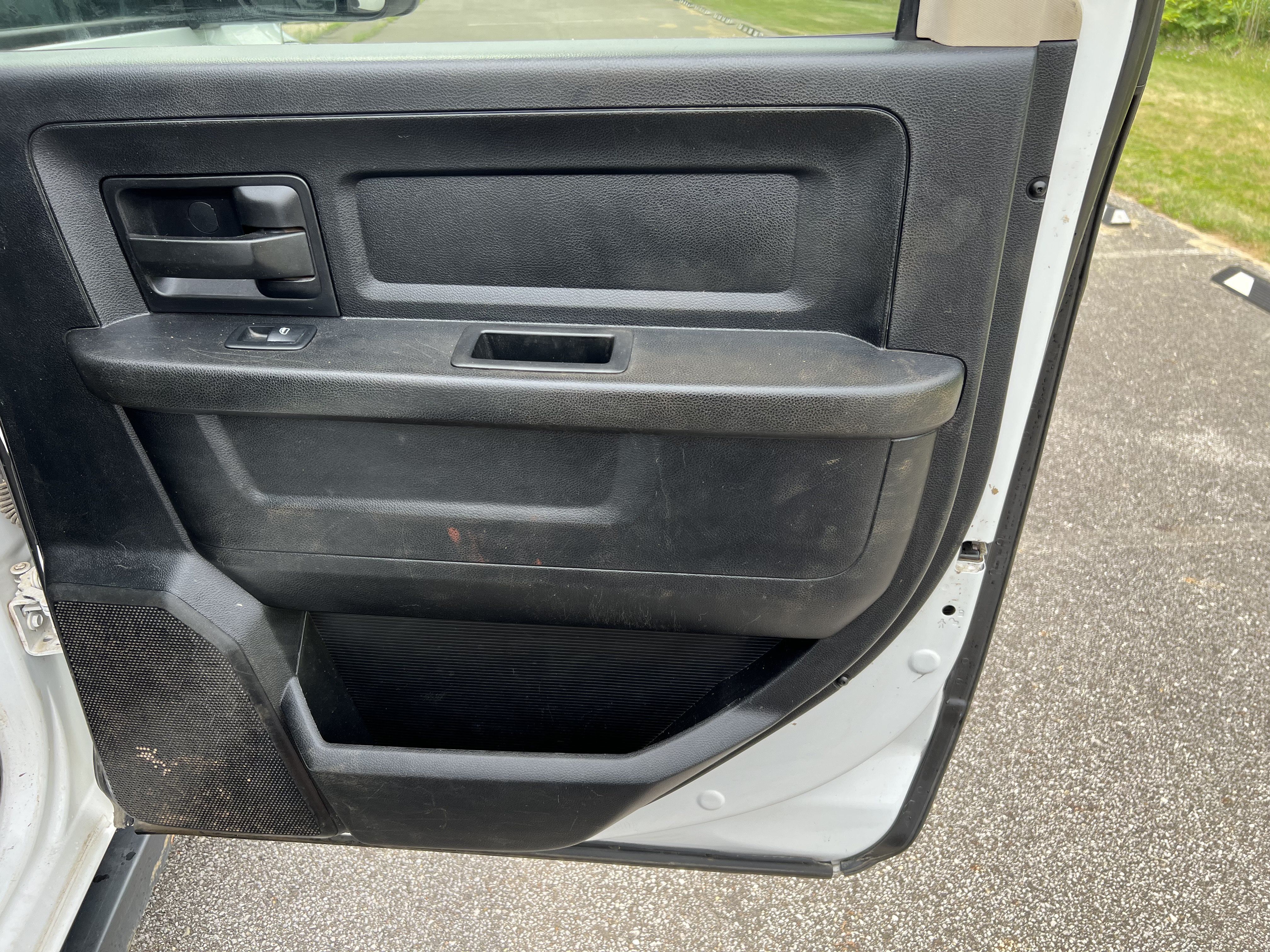 Used 2018 RAM 2500 Tradesman w/ Chrome Appearance Group AWD/4WD image 26