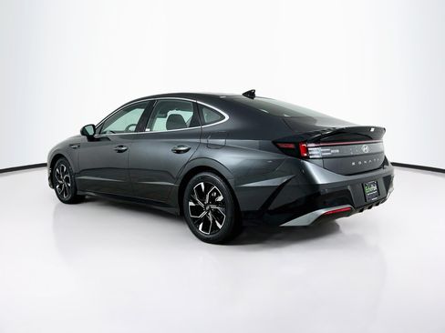 Used 2025 Hyundai Sonata SEL FWD image 5