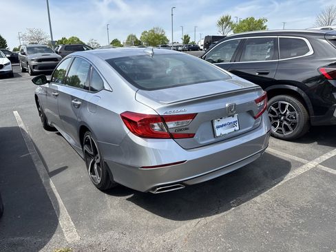 Used 2019 Honda Accord Sport image 18
