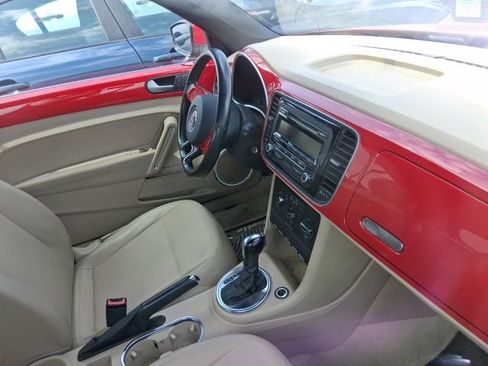 Used 2013 Volkswagen Beetle 2.5 image 14