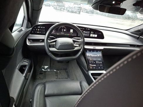 Used 2023 Lucid Air Touring image 16