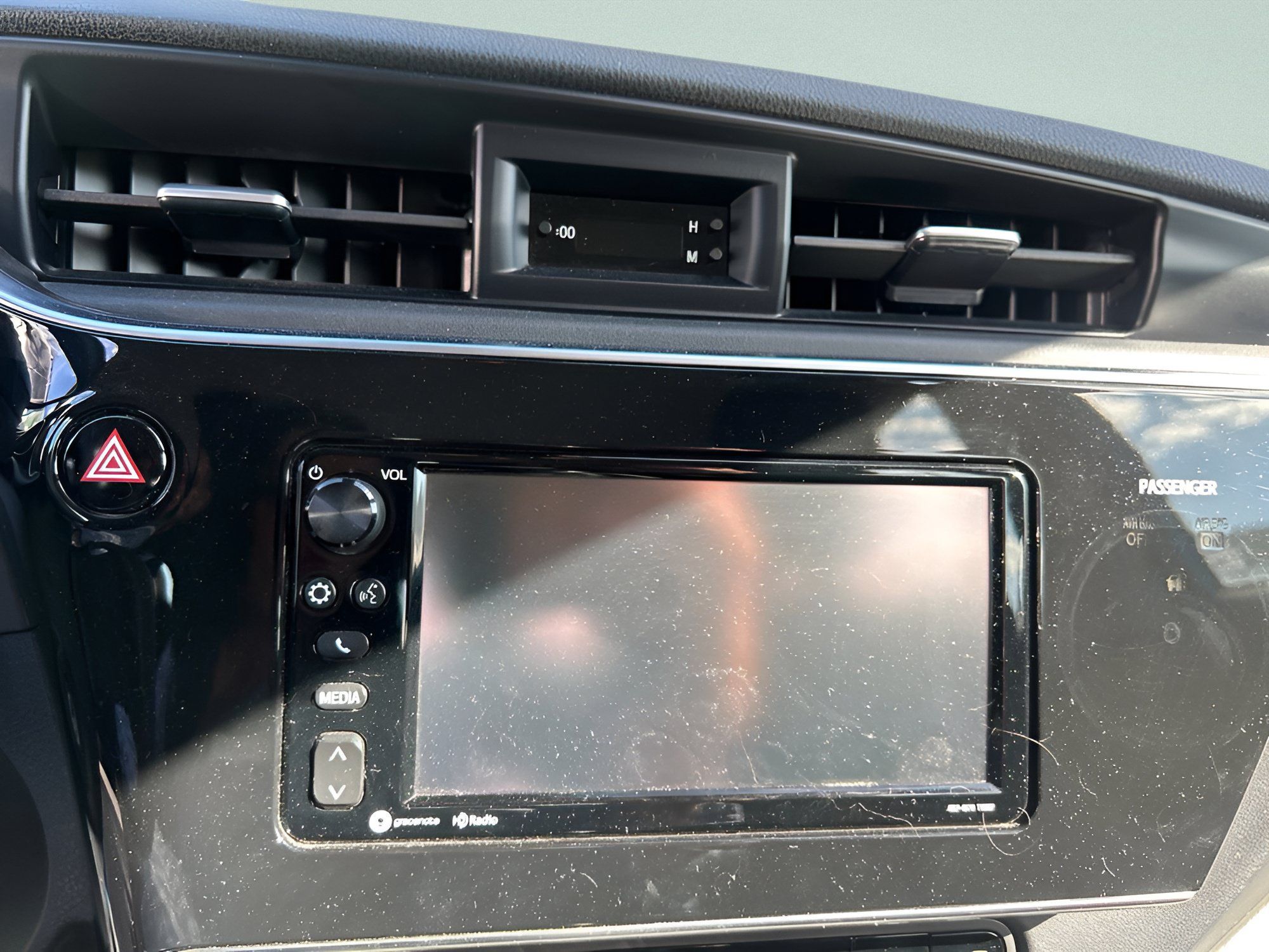 Used 2018 Toyota Corolla iM w/ All-Weather Mat Package FWD image 24