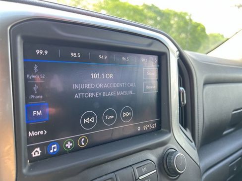 Used 2021 Chevrolet Silverado 1500 LT AWD/4WD image 13