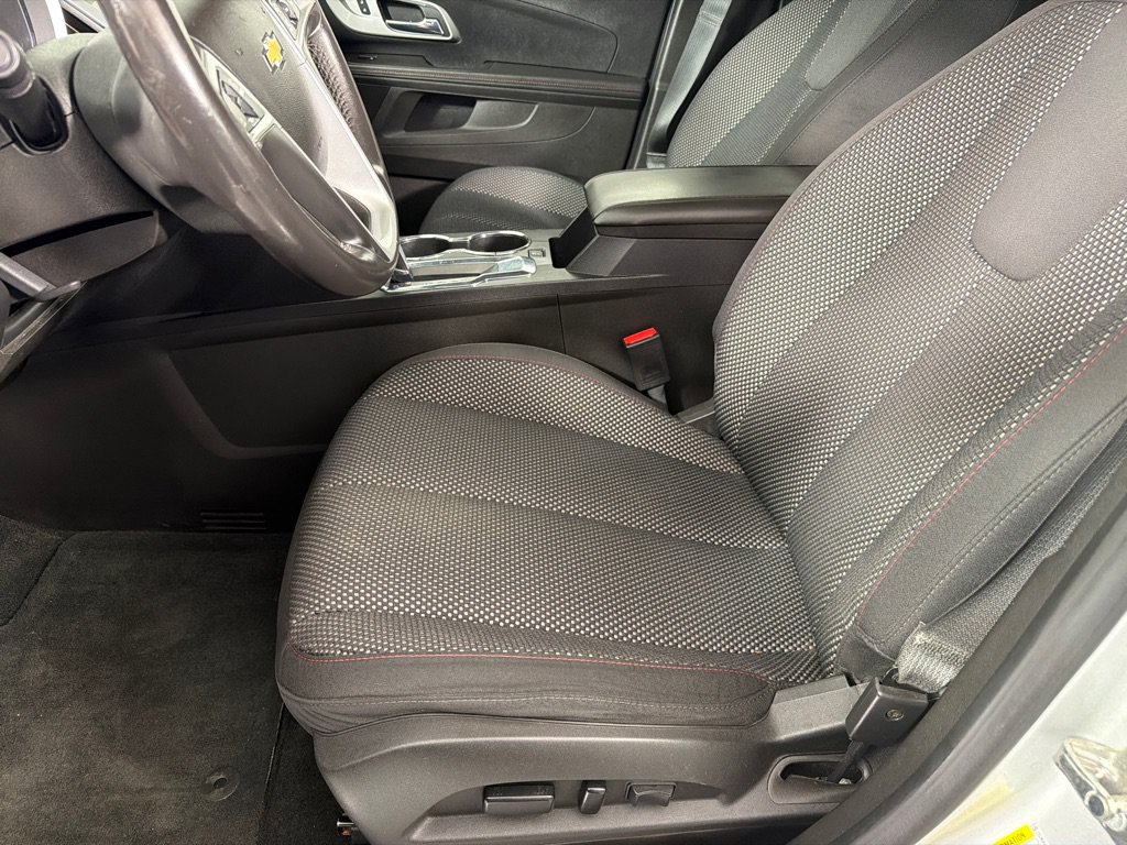 Used 2015 Chevrolet Equinox LT w/ Driver Convenience Package FWD image 10