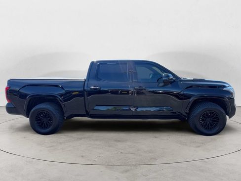 Used 2024 Toyota Tundra Platinum AWD/4WD image 4