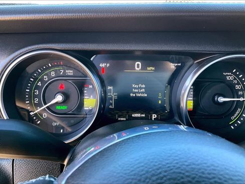 Used 2021 Jeep Wrangler Unlimited Sahara w/ Safety Group image 22