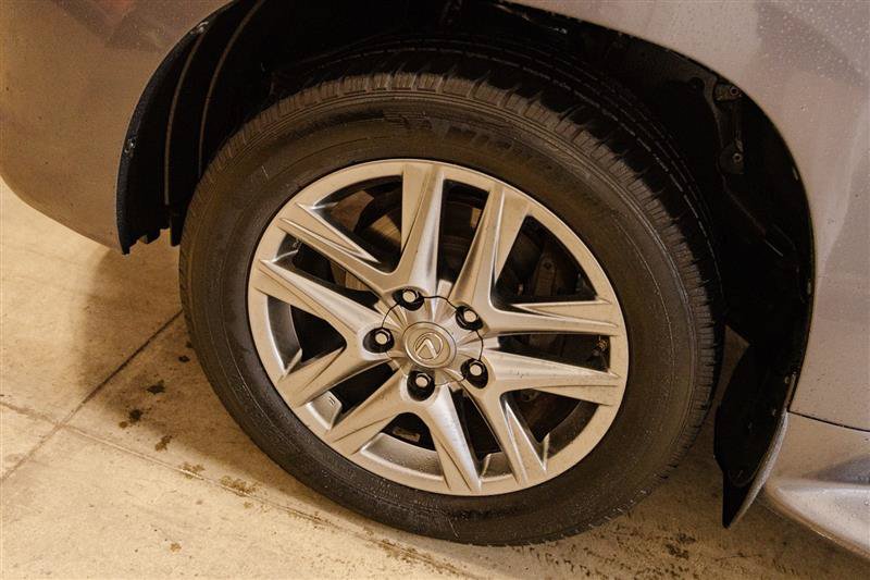 Used 2015 Lexus LX 570 4WD w/ Luxury Package image 44