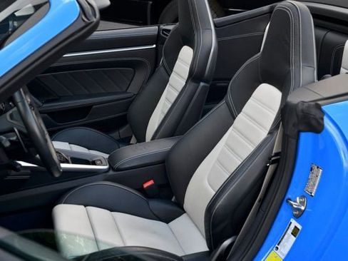 Used 2022 Porsche 911 Turbo S image 36