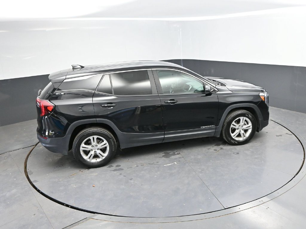 Used 2024 GMC Terrain SLE AWD/4WD image 29
