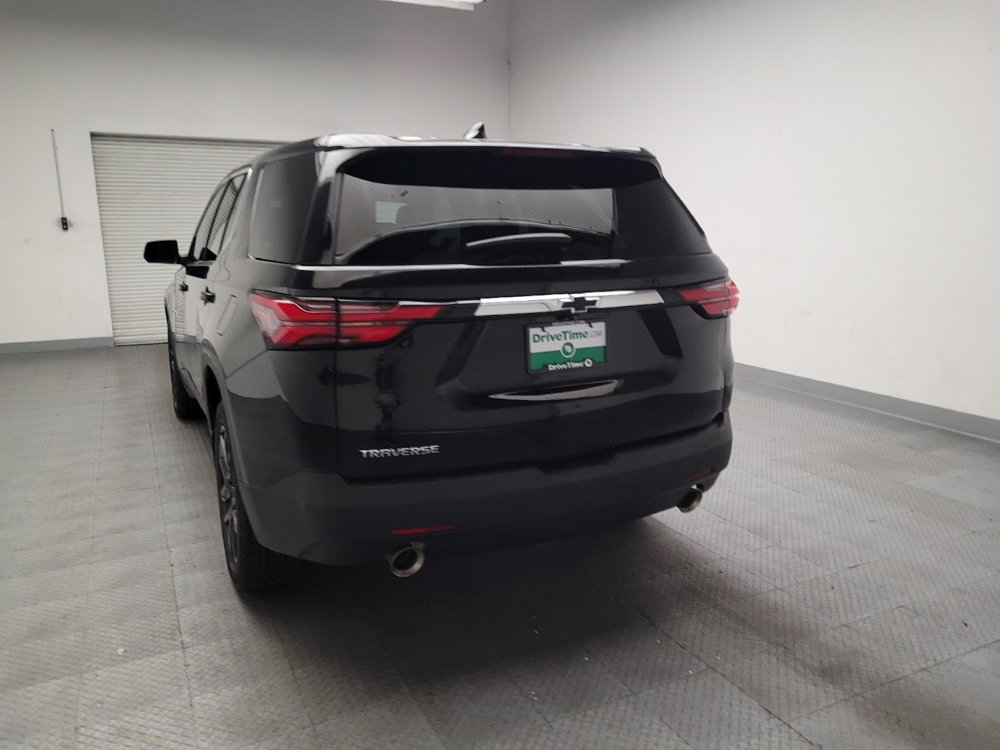 Used 2022 Chevrolet Traverse LS FWD image 6