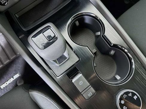 Certified 2025 Nissan Rogue S image 15