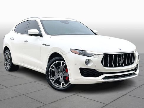 Used 2017 Maserati Levante S image 2