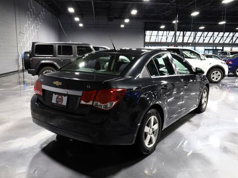 Used 2014 Chevrolet Cruze LT w/ Technology Package FWD image 7