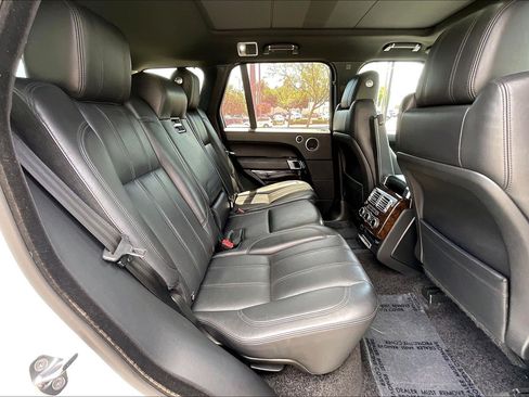 Used 2014 Land Rover Range Rover HSE AWD/4WD image 19