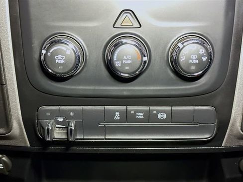 Used 2016 RAM 3500 Tradesman w/ Chrome Appearance Group image 30