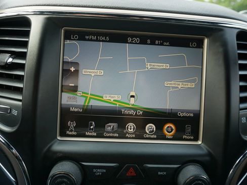 Used 2016 Jeep Grand Cherokee Limited AWD/4WD image 13