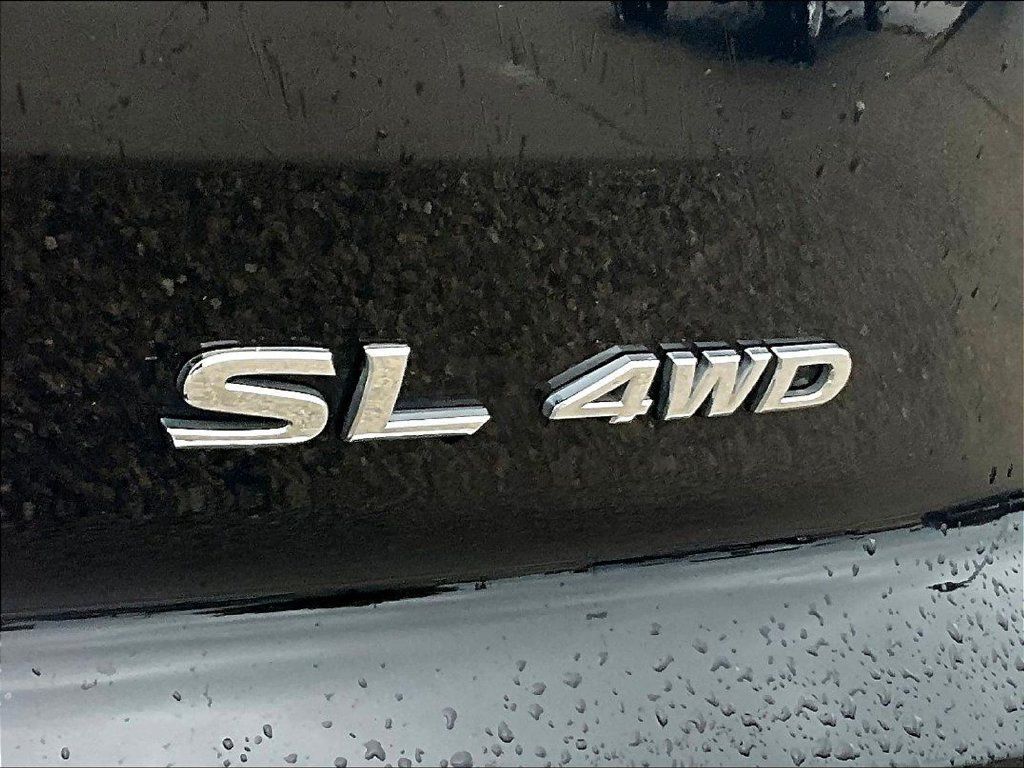 Used 2025 Nissan Pathfinder SL AWD/4WD image 26