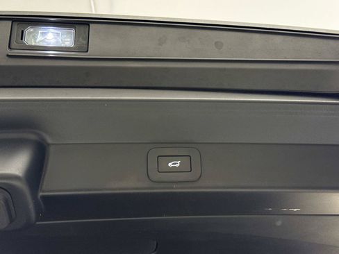 Used 2024 Land Rover Range Rover Sport Dynamic SE AWD/4WD image 12