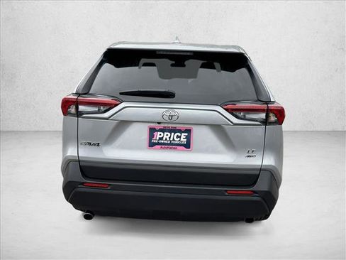Used 2024 Toyota RAV4 LE image 6