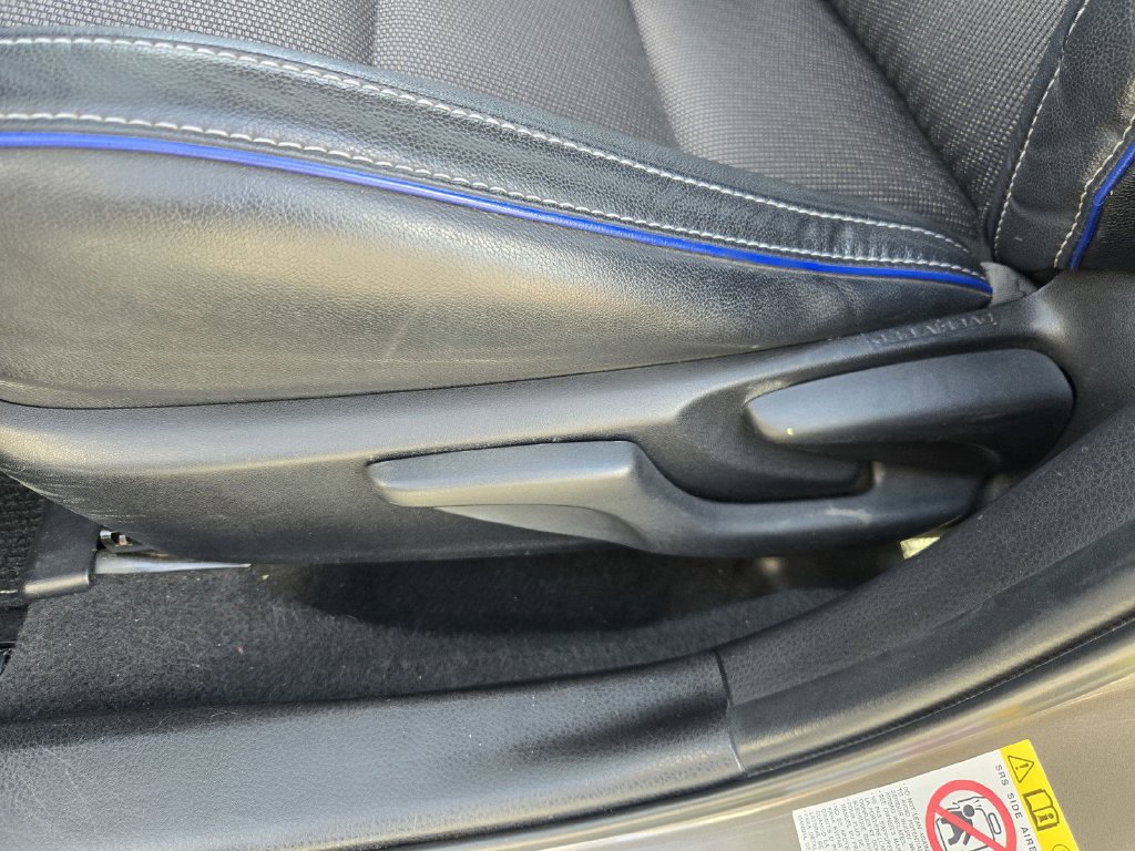 Used 2018 Toyota Corolla SE w/ Protection Package FWD image 15