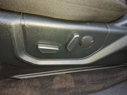 Used 2020 Ford F150 XLT w/ Equipment Group 302A Luxury image 11