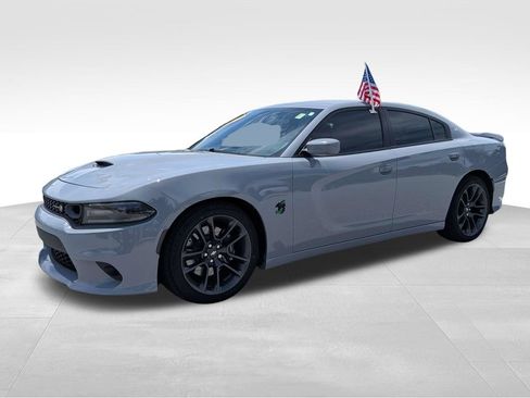 Used 2020 Dodge Charger Scat Pack RWD image 7