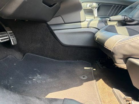 Used 2018 Ford Mustang Premium RWD image 30