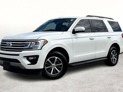 Used 2021 Ford Expedition XLT image 14