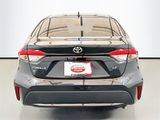Used 2022 Toyota Corolla LE image 5
