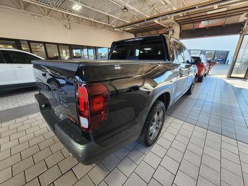 Used 2024 Honda Ridgeline TrailSport image 4