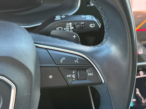 Used 2021 Audi Q7 3.0T Premium image 39