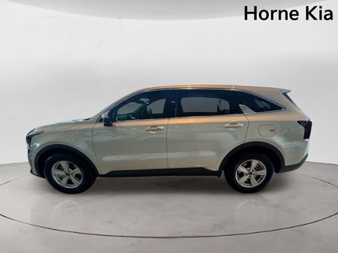 New 2026 Kia Sorento LX FWD image 6