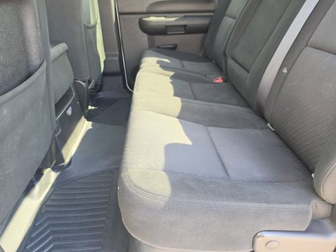Used 2010 Chevrolet Silverado 1500 LT AWD/4WD image 14