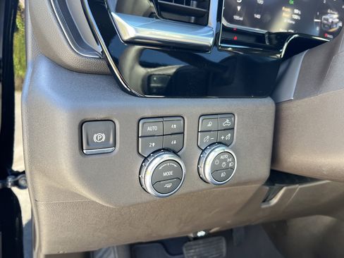 New 2026 GMC Sierra 2500 SLT w/ SLT Premium Package image 37