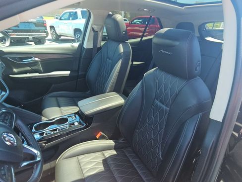Used 2023 Buick Envision Avenir AWD/4WD image 25