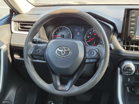 Certified 2021 Toyota RAV4 XLE FWD image 23
