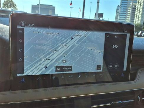 Certified 2023 Lincoln Corsair Reserve w/ Equipment Group 201A image 18