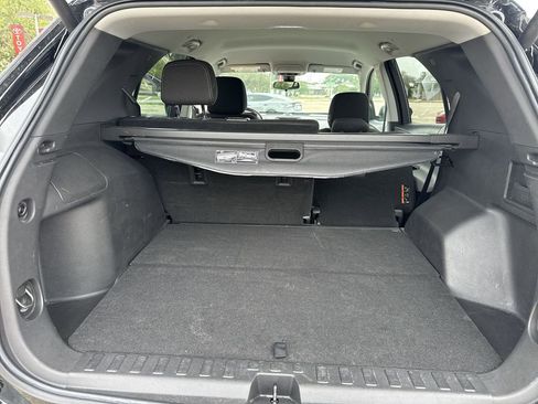 Used 2021 Chevrolet Equinox LT w/ Driver Convenience Package FWD image 19