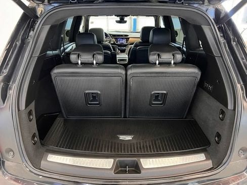 Used 2020 Cadillac XT6 Premium Luxury w/ Platinum Package AWD/4WD image 11