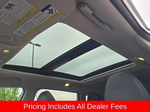 Used 2018 Nissan Rogue SL w/ Premium Package FWD image 12