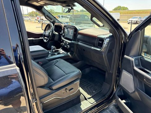 Used 2021 Ford F150 Lariat RWD image 14